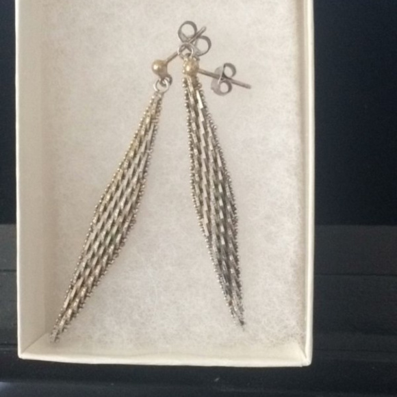 Unique New Pierced Earrings - Picture 1 of 1